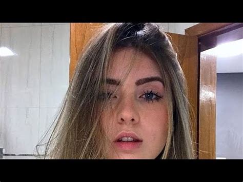 Novinha Dando O Cuzinho E Gemendo .